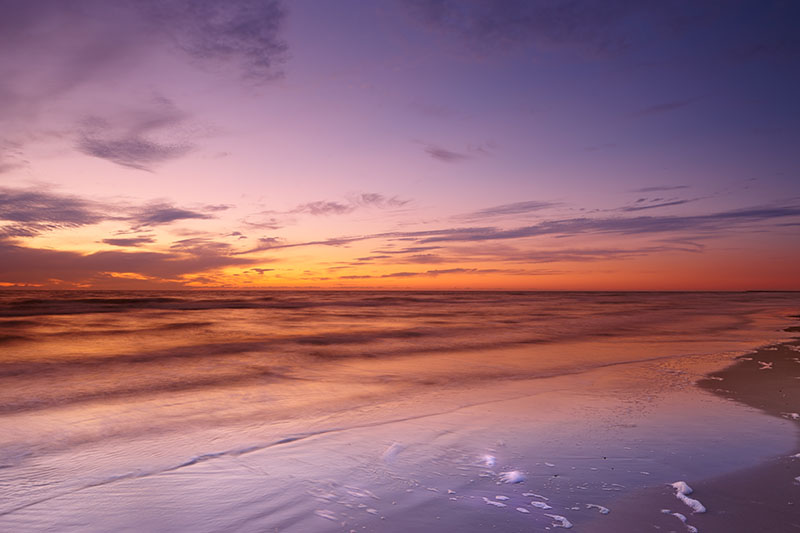 calm-and-peaceful-ocean-bg kurbits